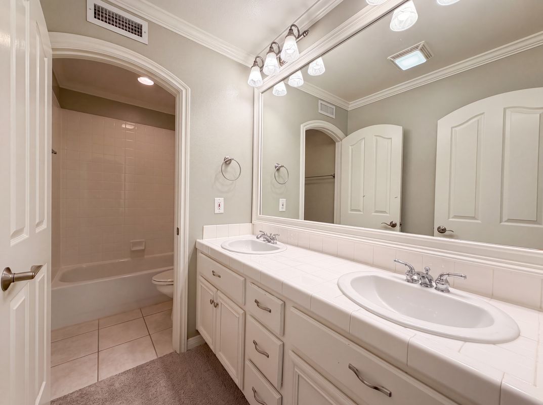 Photo 23 of 37 of 25701 Chestnut Way, Stevenson Ranch, CA