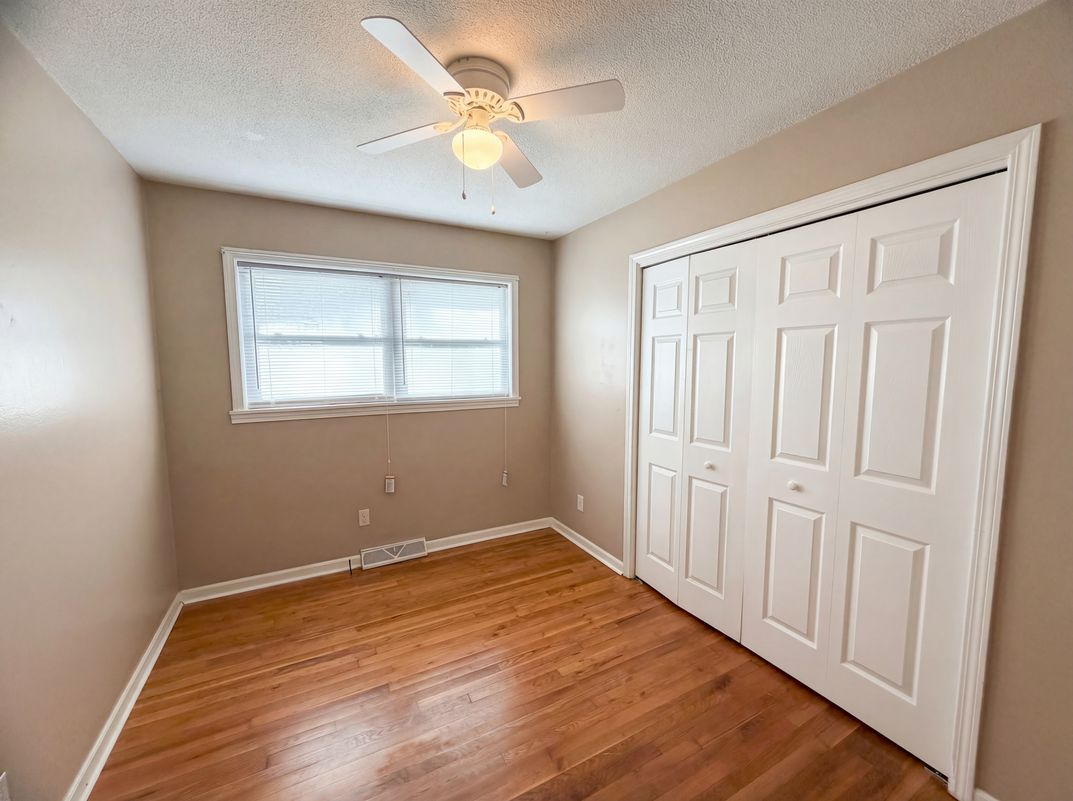 Photo 4 of 17 of 290 Salem Ave, Dallas, NC