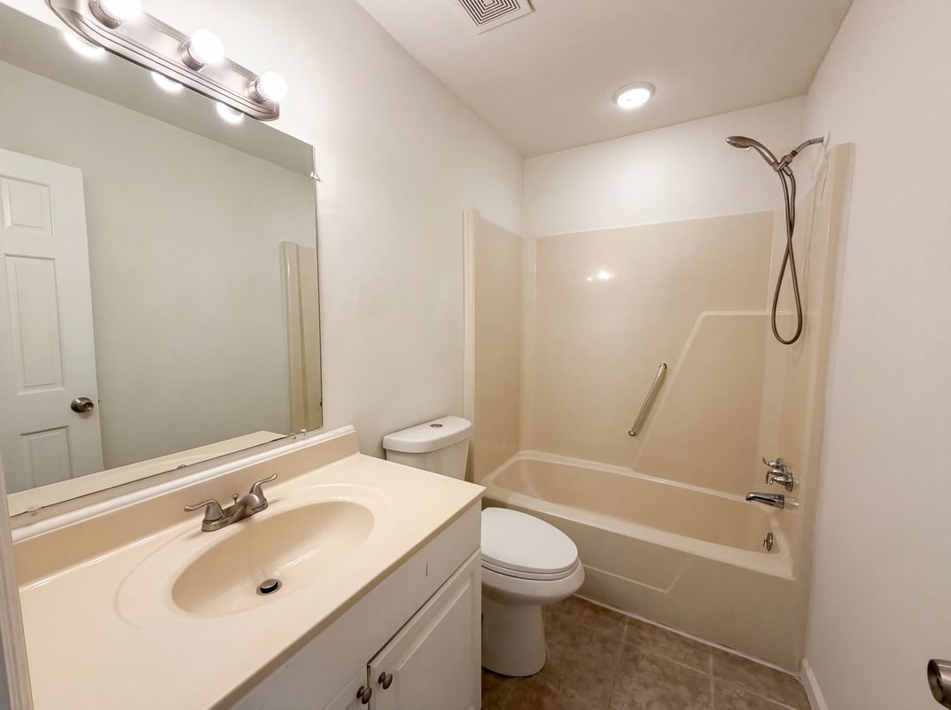 Photo 13 of 22 of 102 Brailsford Rd, Summerville, SC