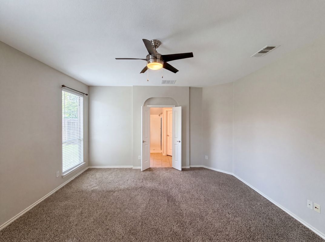 Photo 10 of 20 of 1205 Kachina Ln, Haslet, TX