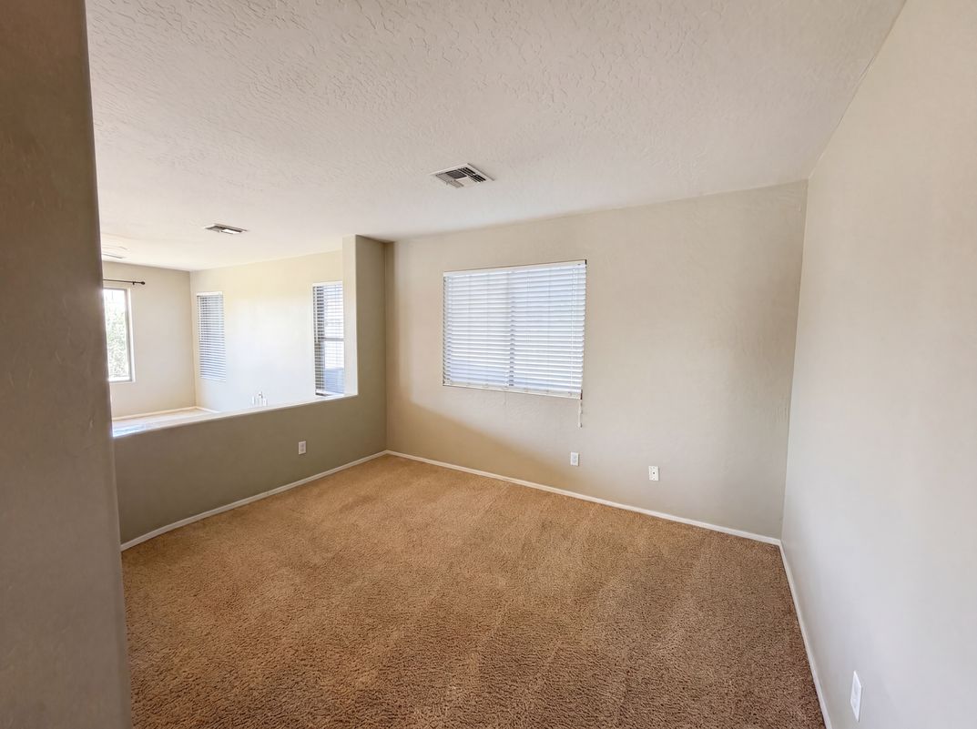 Photo 9 of 33 of 11397 W Lincoln St, Avondale, AZ