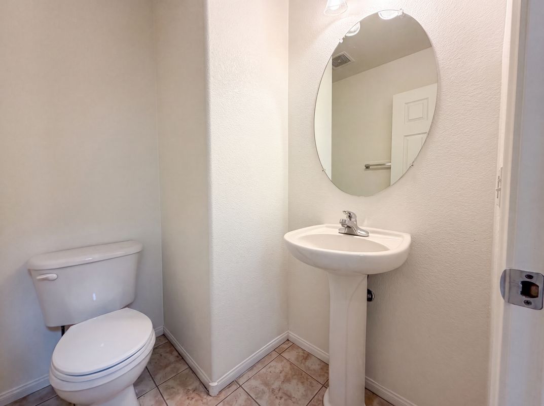 Photo 9 of 20 of 6479 W Eldorado Ln, Las Vegas, NV