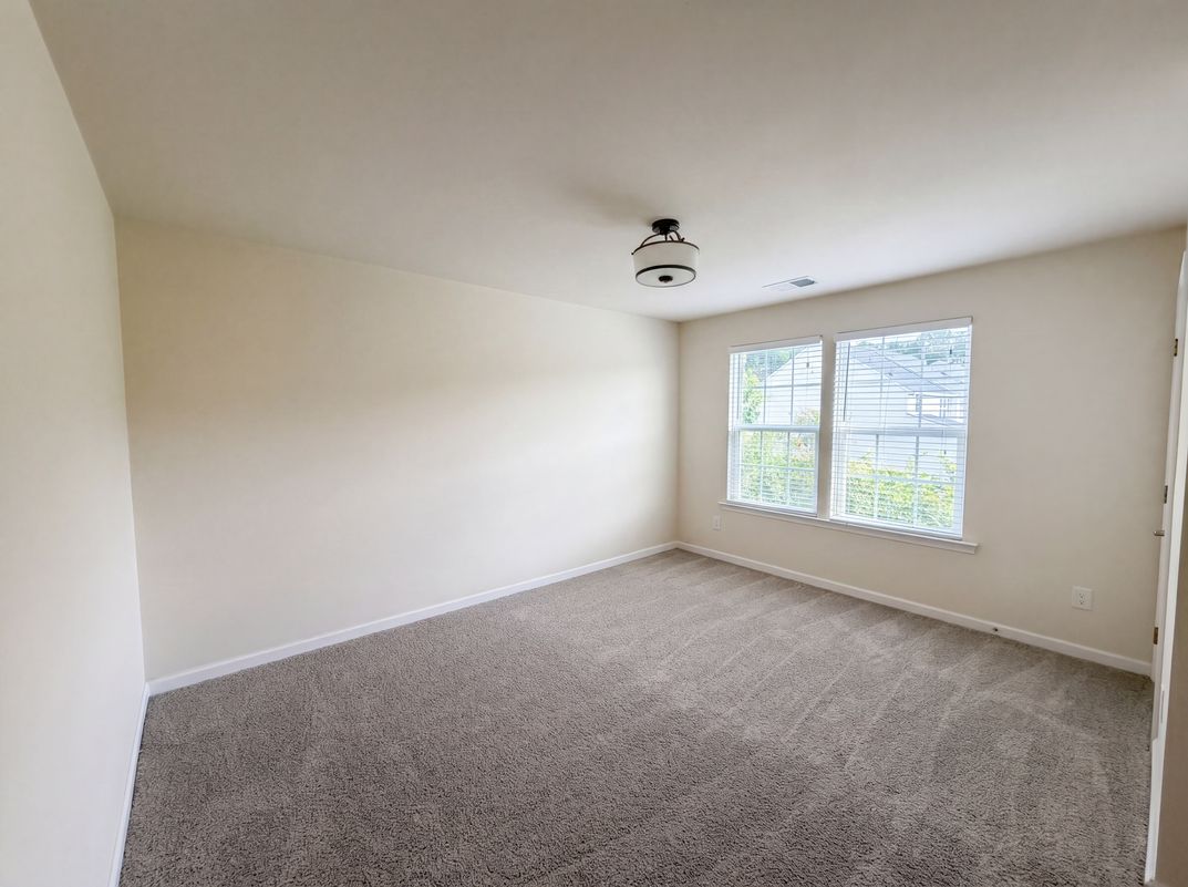 Photo 10 of 18 of 3713 Banana Ln, Midlothian, VA