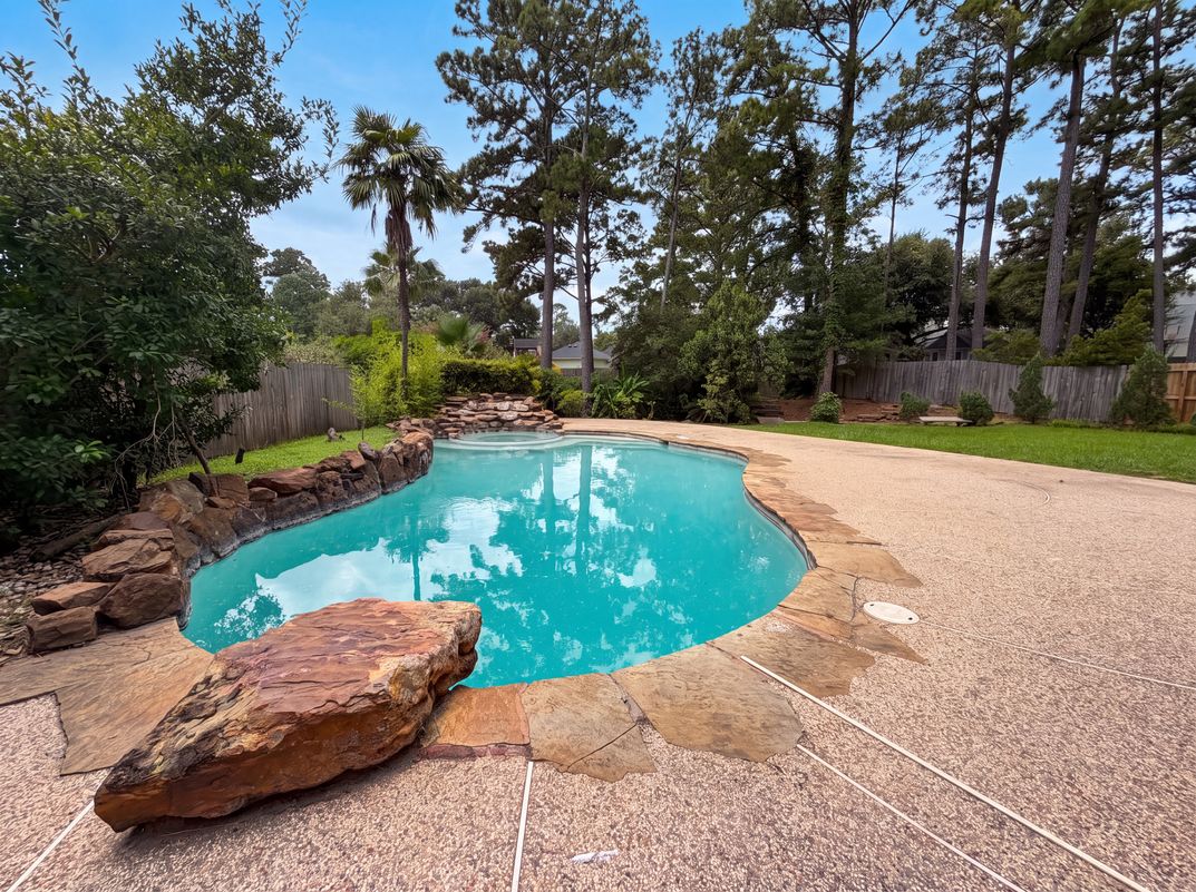 Photo 25 of 27 of 6127 Willowcrest Ct, Spring, TX