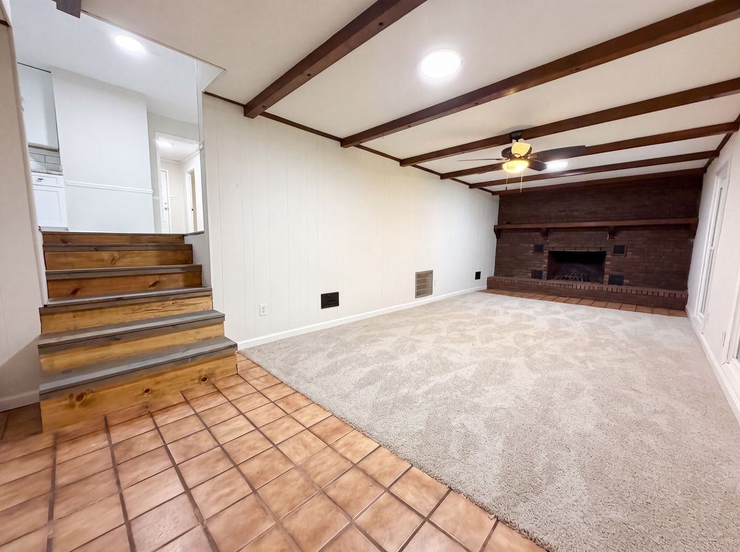 Photo 10 of 20 of 1007 Normandale Dr, Bessemer, AL