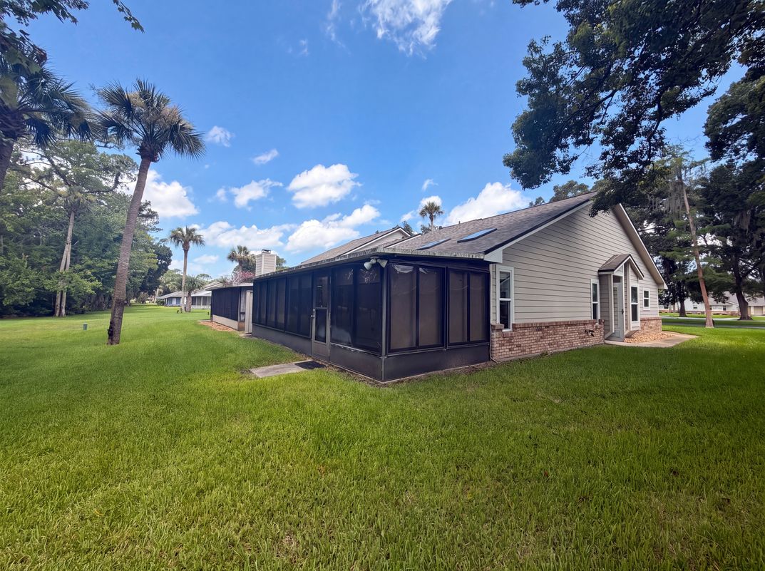 Photo 5 of 19 of 228 Bob White Ct, Daytona Beach, FL