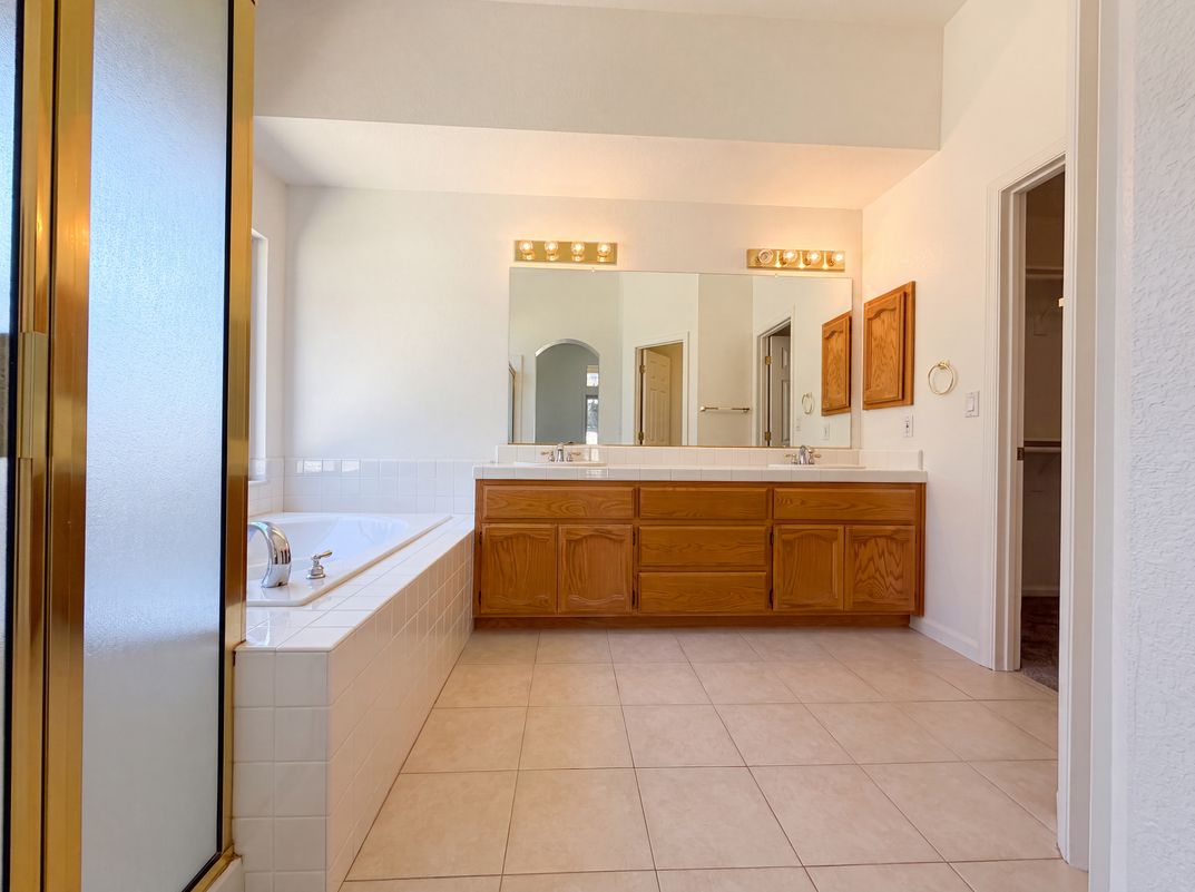 Photo 16 of 34 of 2503 Meredith Pl, El Dorado Hills, CA