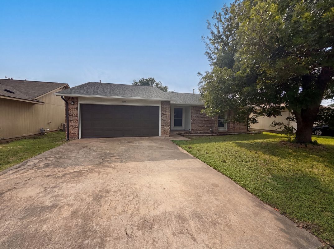 Photo 14 of 16 of 1803 Frontier Trl, Round Rock, TX