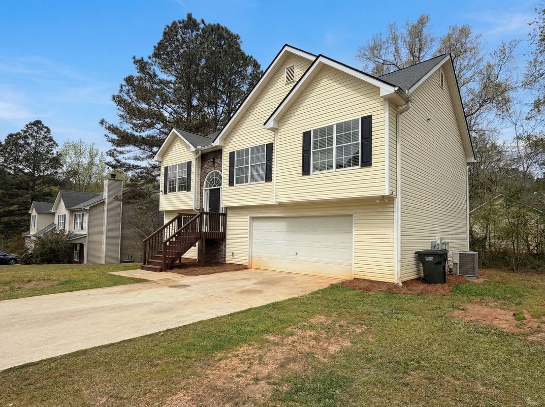 Photo 7 of 25 of 479 Clearwater Way, Monroe, GA