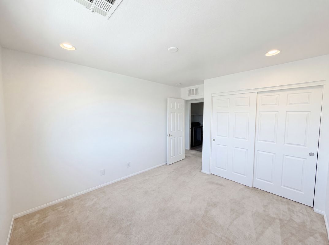 Photo 20 of 46 of 1561 Redolence Ave, North Las Vegas, NV