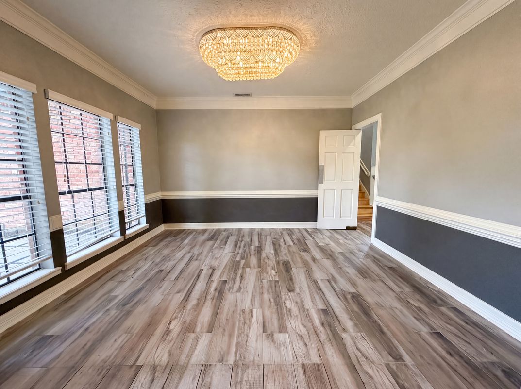 Photo 7 of 27 of 6127 Willowcrest Ct, Spring, TX