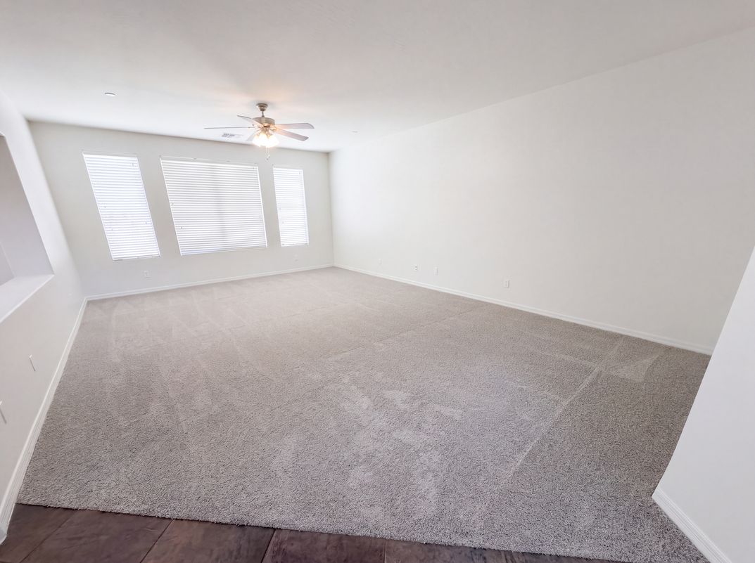 Photo 12 of 51 of 10964 N 161st Ave, Surprise, AZ