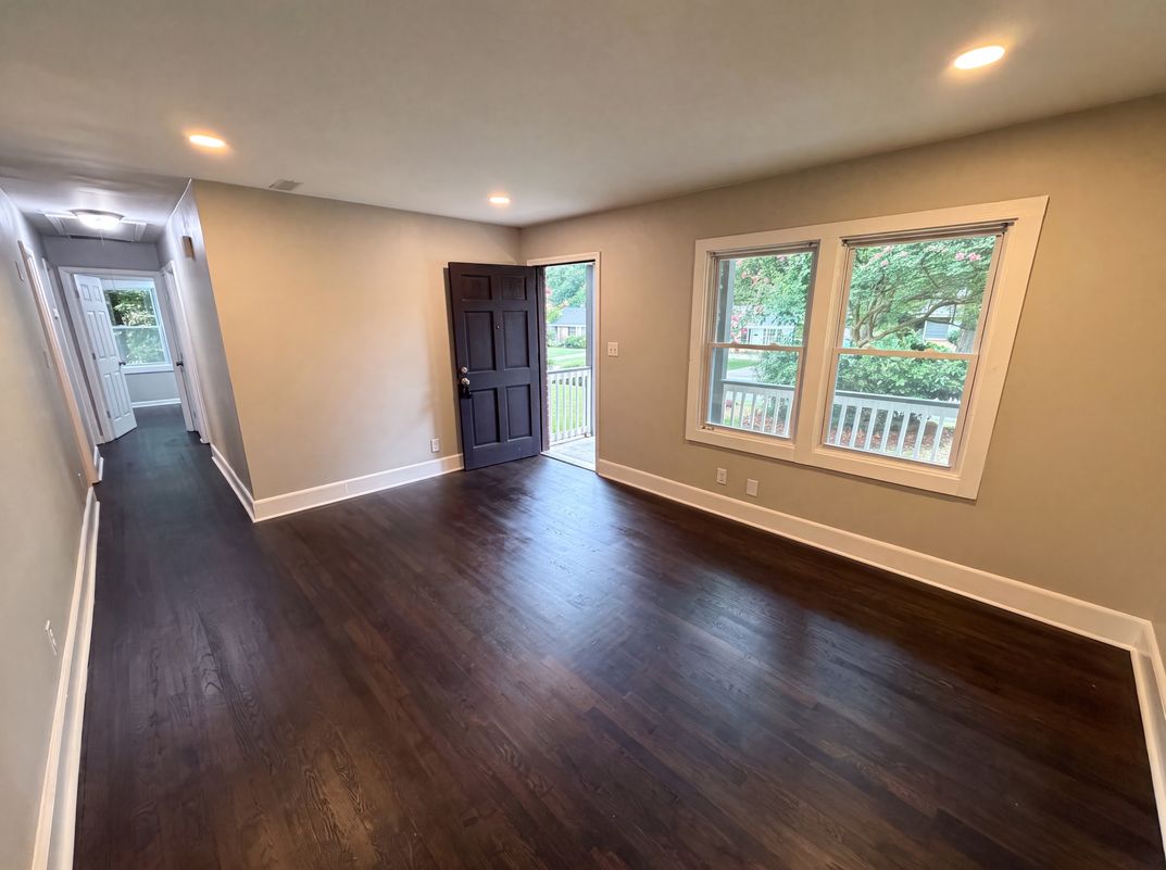Photo 7 of 19 of 528 Kentbrook Dr, Charlotte, NC