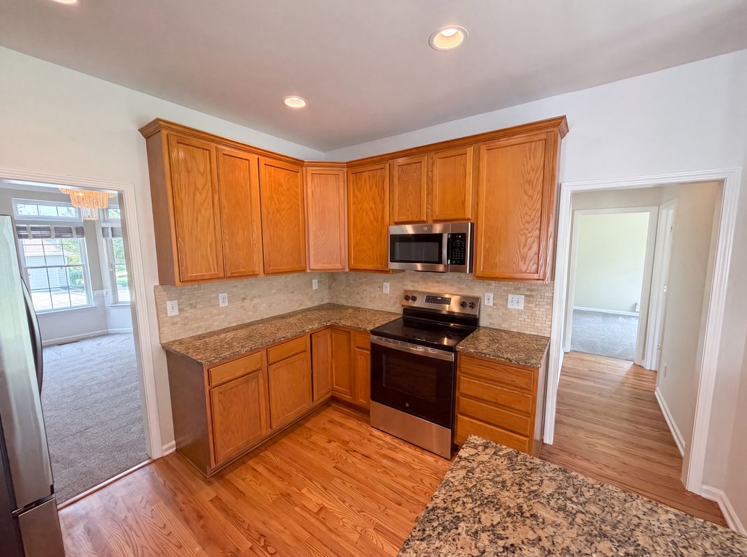Photo 12 of 30 of 2318 Phlox Ct, Charlotte, NC