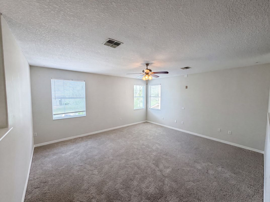 Photo 4 of 39 of 12706 Grovehurst Ave, Winter Garden, FL