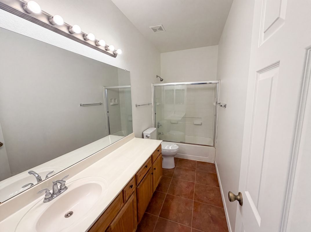 Photo 29 of 39 of 7428 S 15th Dr, Phoenix, AZ