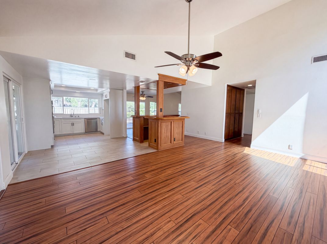 Photo 9 of 40 of 15408 Glentree Rd, Valley Center, CA