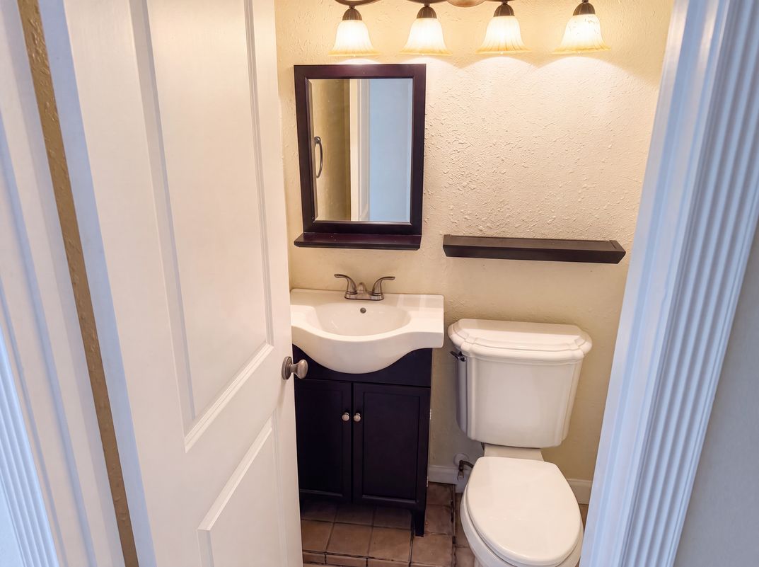 Photo 14 of 24 of 22707 Watersedge Blvd, Land O Lakes, FL