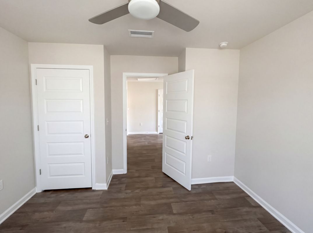 Photo 13 of 15 of 7453 Brompton Dr, Foley, AL