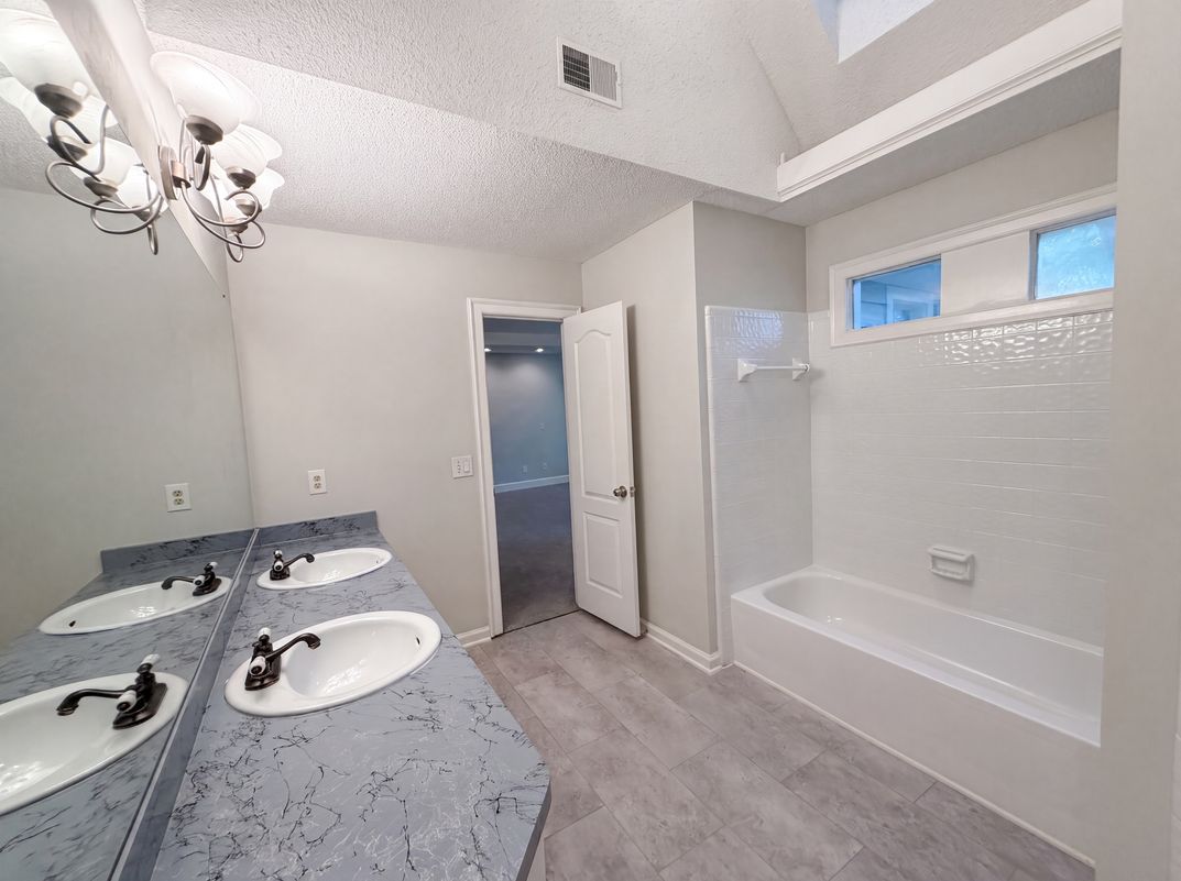 Photo 22 of 45 of 212 Conrad Cir, Columbia, SC