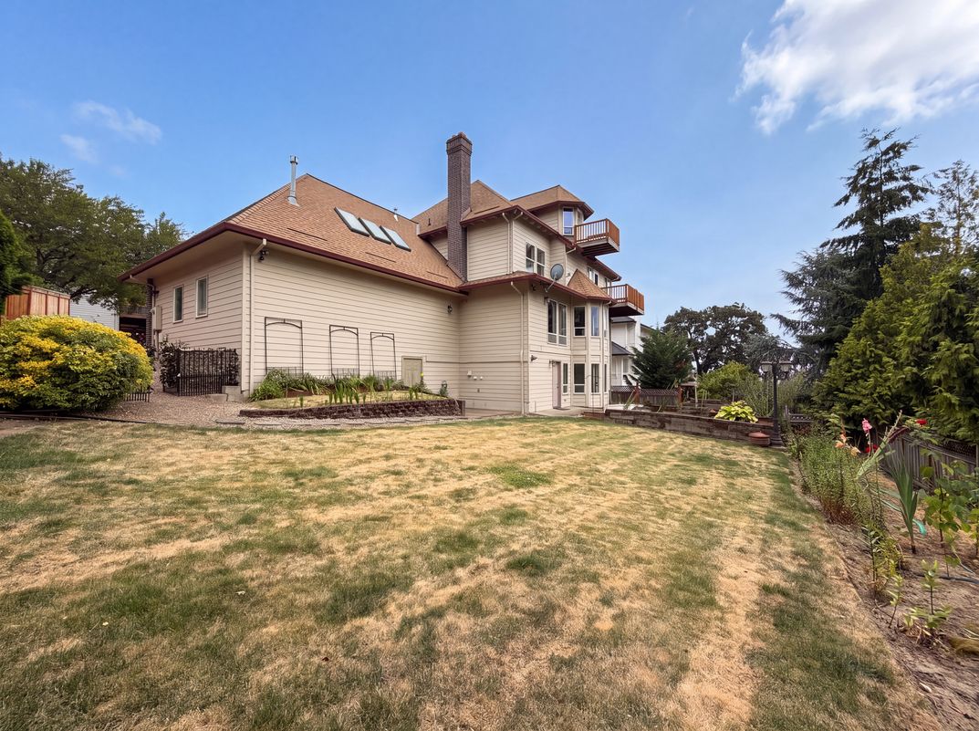 Photo 5 of 40 of 15745 SW Windham Ter, Portland, OR