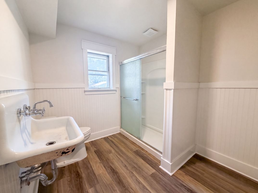 Photo 13 of 23 of 808 Griffin St, McKinney, TX