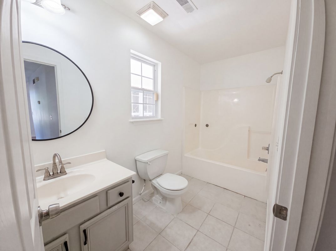 Photo 9 of 21 of 14325 Concert Ave, Hallsville, MO