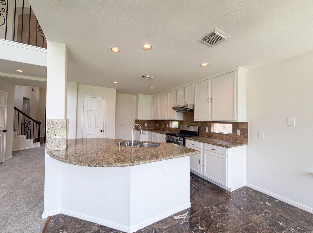 Photo 6 of 26 of 6510 Briar Moss Ln, Katy, TX