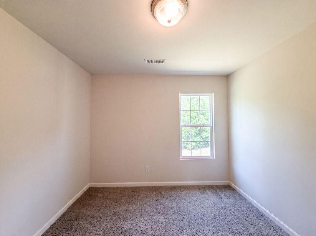 Photo 17 of 24 of 4655 Chapel Ridge Dr, Greensboro, NC