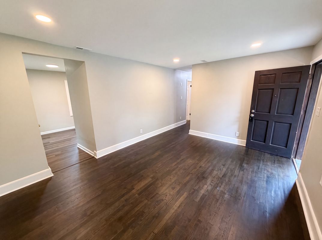 Photo 6 of 19 of 528 Kentbrook Dr, Charlotte, NC