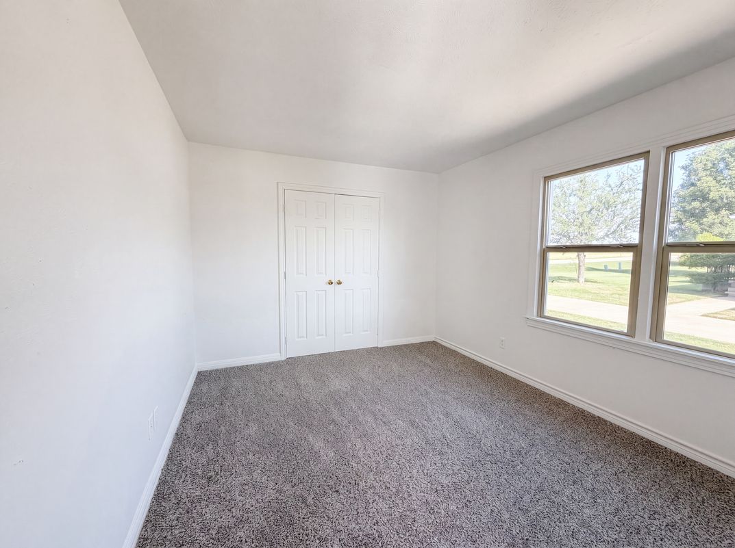 Photo 9 of 17 of 2901 Acton School Rd, Granbury, TX