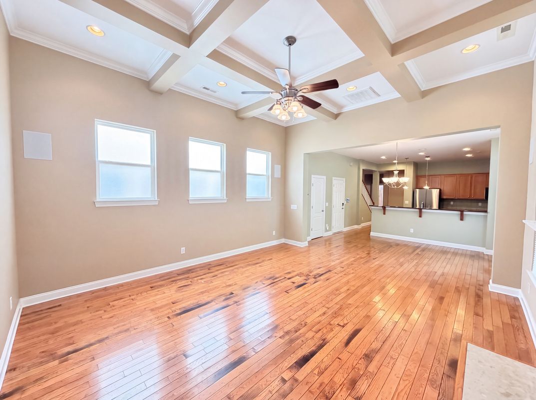 Photo 3 of 28 of 9928 Daufuskie Dr, Charlotte, NC
