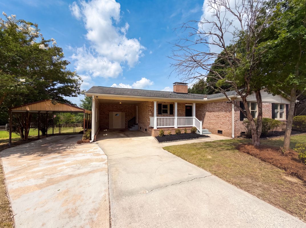 Photo 15 of 18 of 1810 Pennfield Dr, Columbia, SC