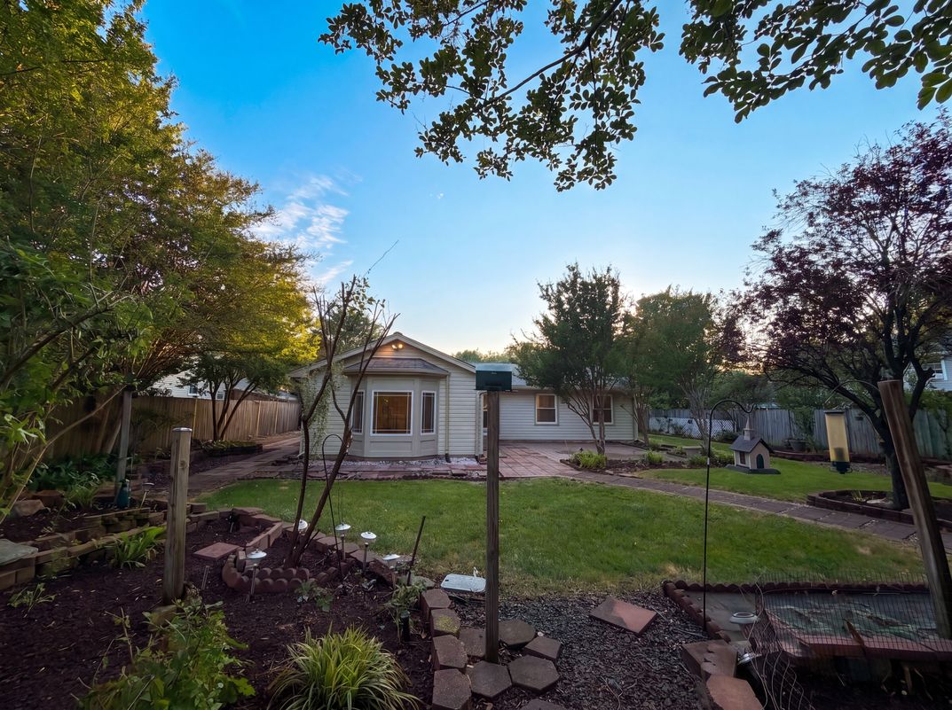 Photo 40 of 51 of 8947 Rosewood St, Manassas, VA