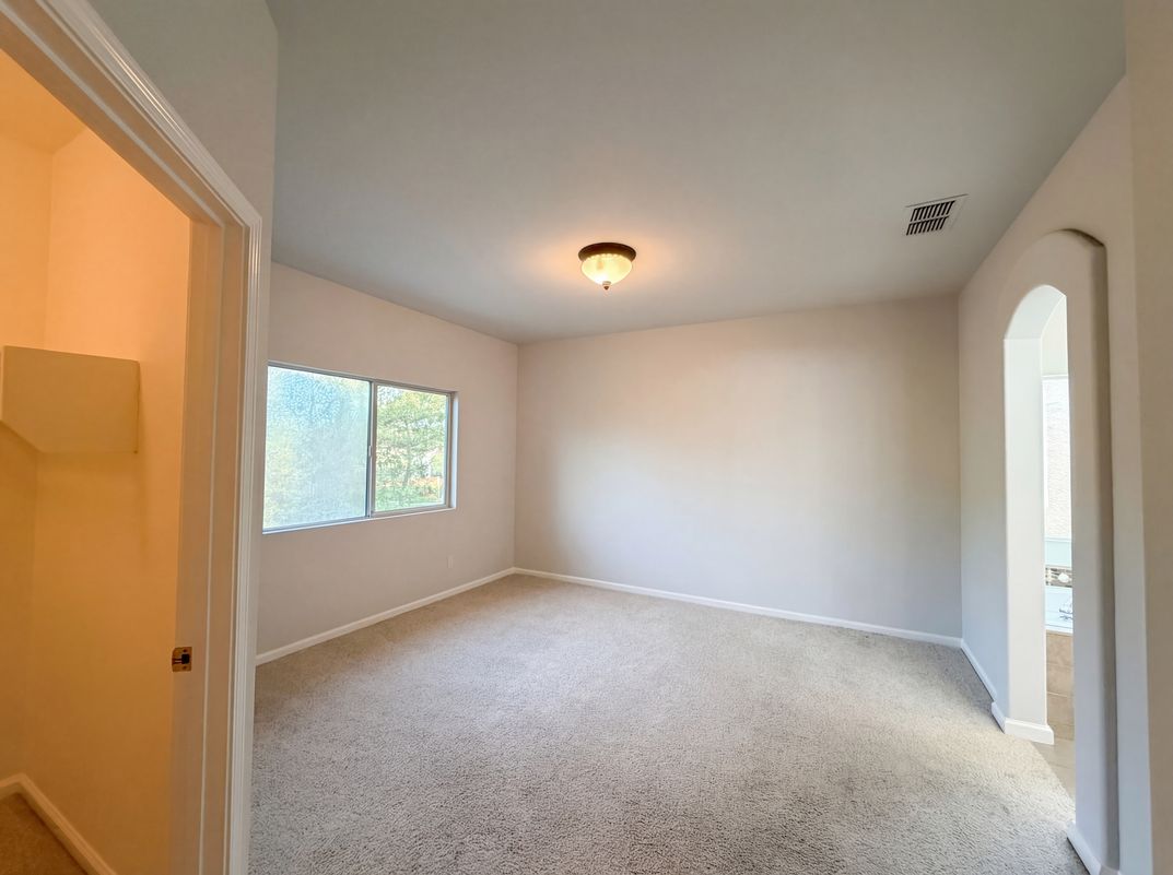 Photo 32 of 39 of 224 Pinecrest Ct, Roseville, CA