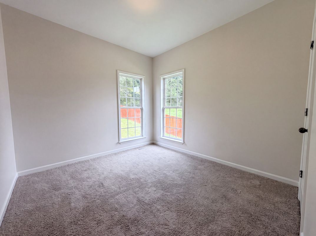 Photo 12 of 21 of 655 S Hillcrest Rd, Odenville, AL