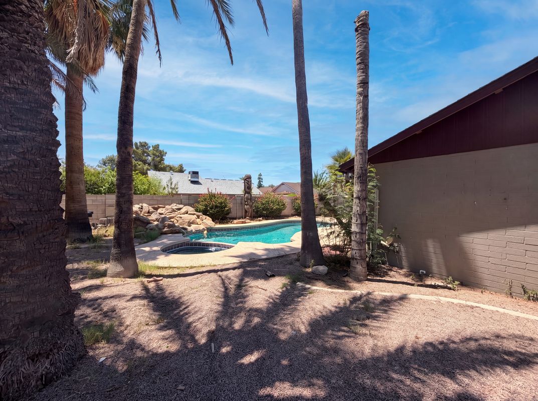 Photo 16 of 17 of 1307 W Alamo Dr, Chandler, AZ