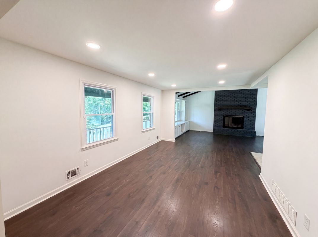 Photo 6 of 21 of 509 Spring Park Dr, Canton, GA