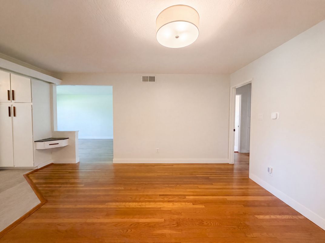 Photo 15 of 27 of 9630 Beachwood Dr, Orangevale, CA