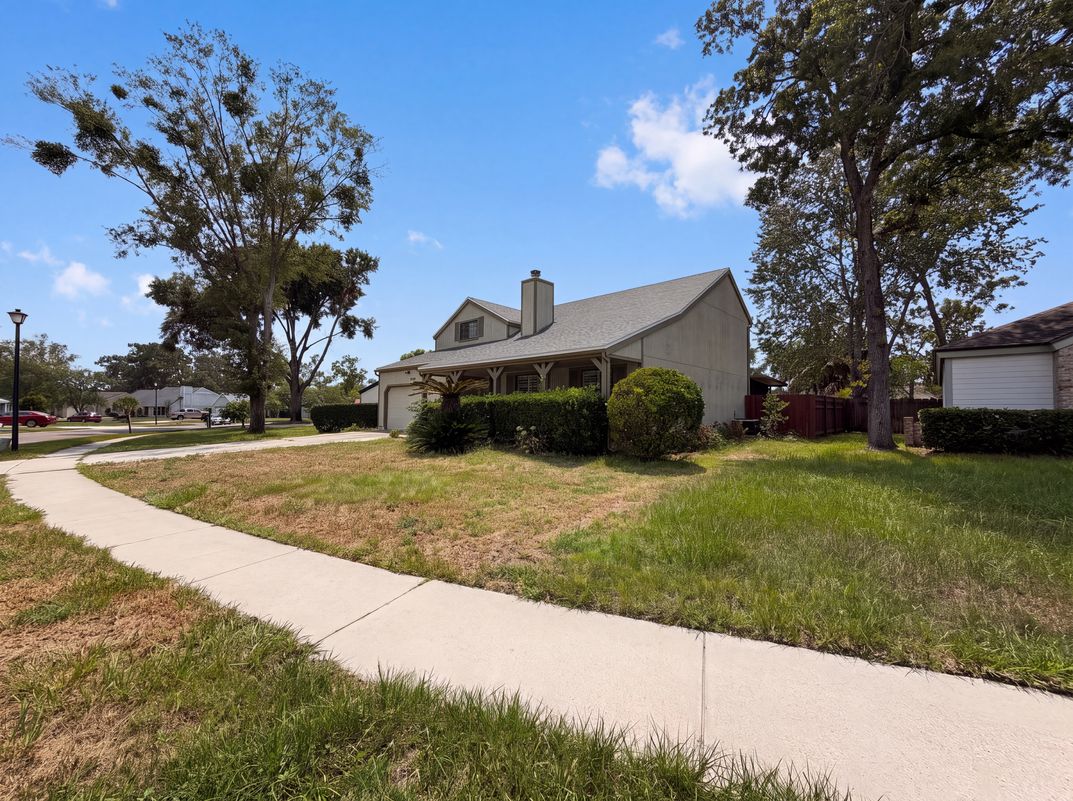 Photo 23 of 26 of 8382 Chason Rd W, Jacksonville, FL