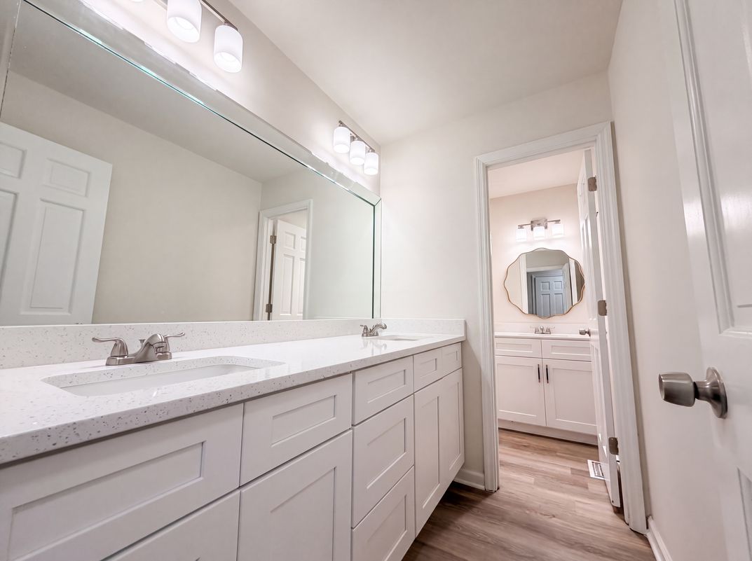 Photo 11 of 22 of 212 Islandia Ct W, Nashville, TN