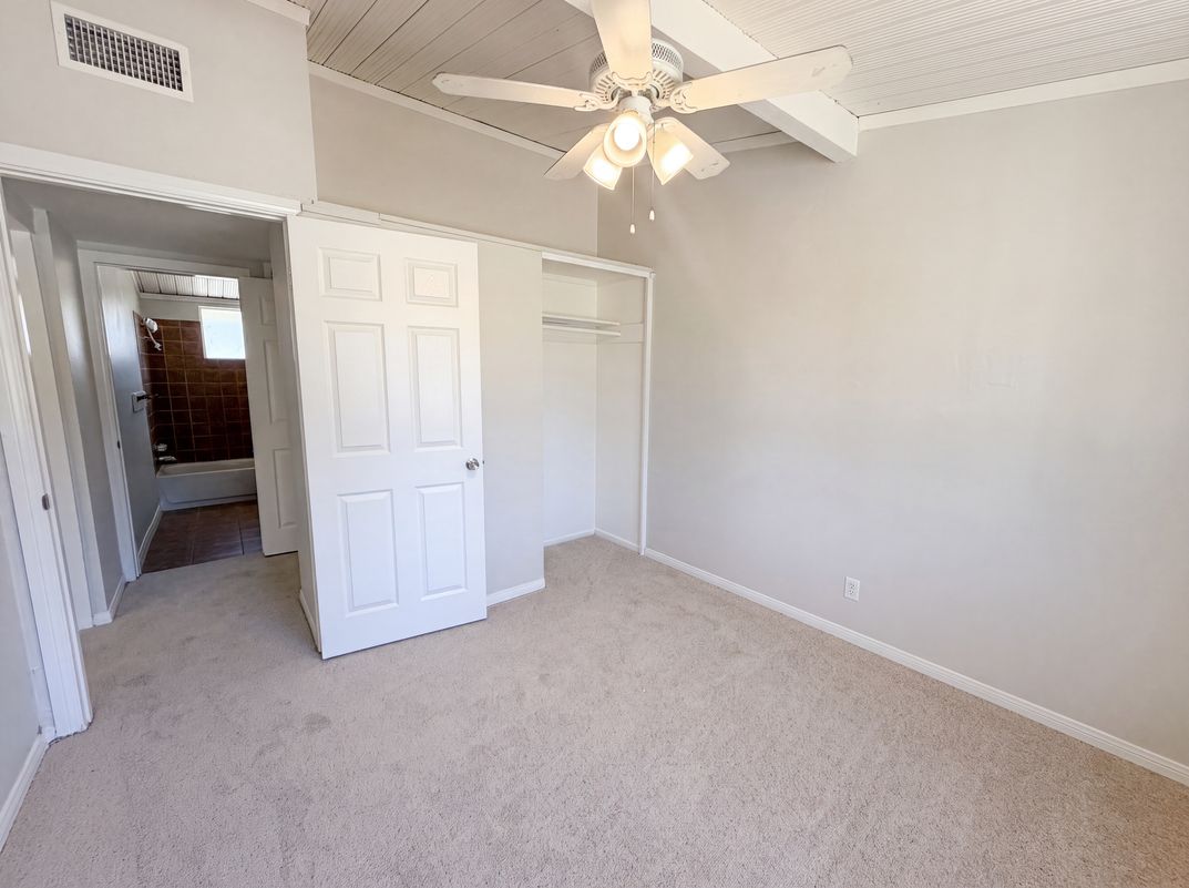 Photo 9 of 21 of 415 E Indian School Ln, Banning, CA