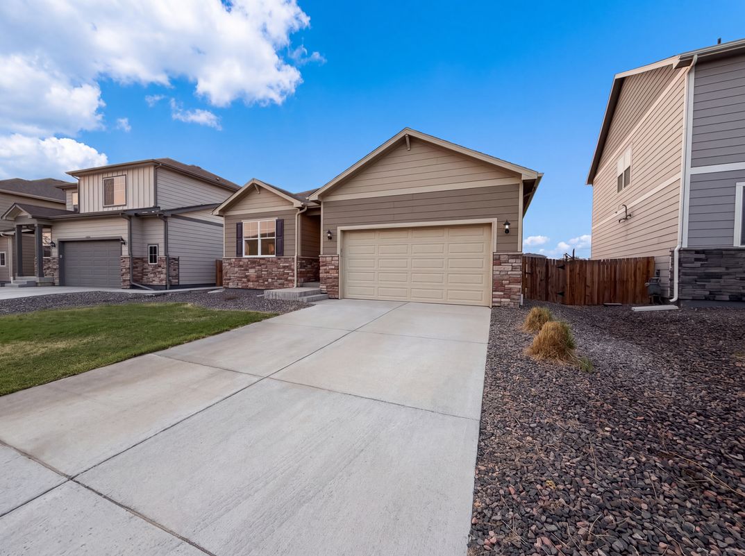 Photo 32 of 38 of 2341 Mountain Sky Dr, Fort Lupton, CO