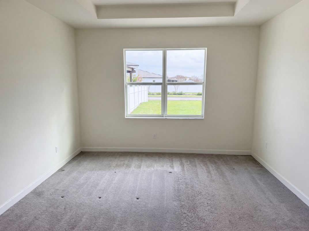 Photo 20 of 42 of 12473 NW Lynch Ln, Port Saint Lucie, FL