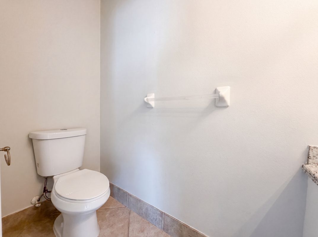 Photo 19 of 24 of 1480 SW 47th Ave, Deerfield Beach, FL