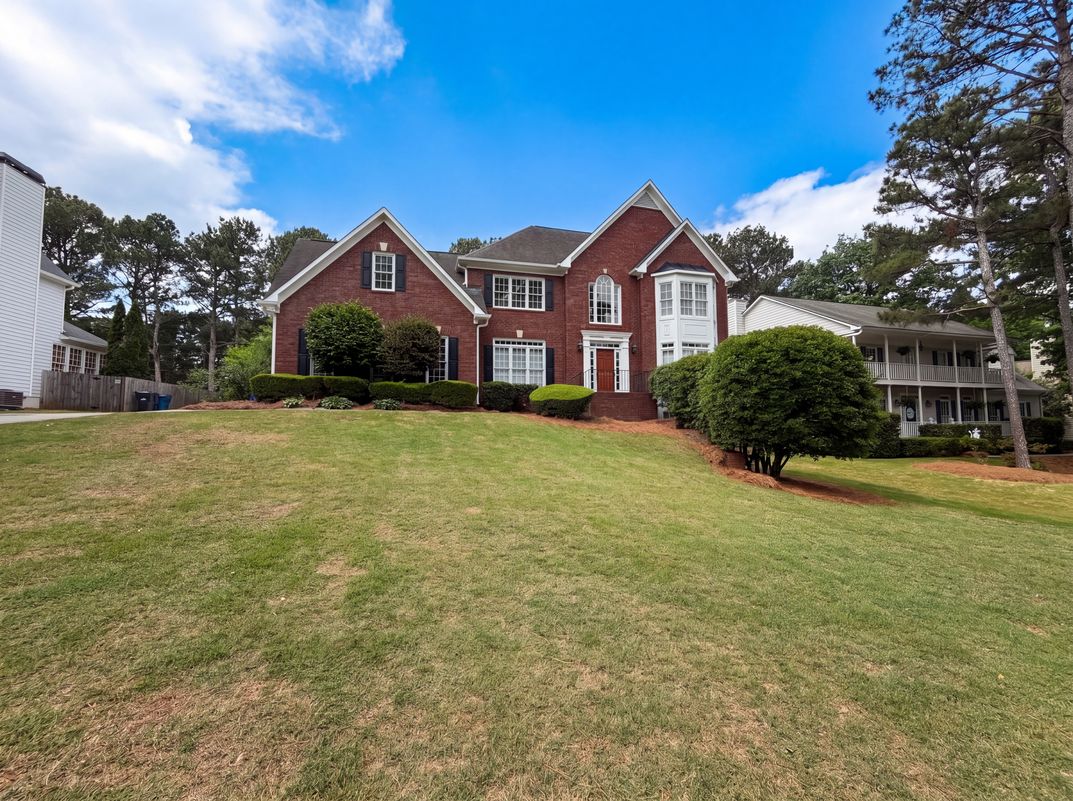 Photo 21 of 26 of 1900 Milfield Cir, Snellville, GA