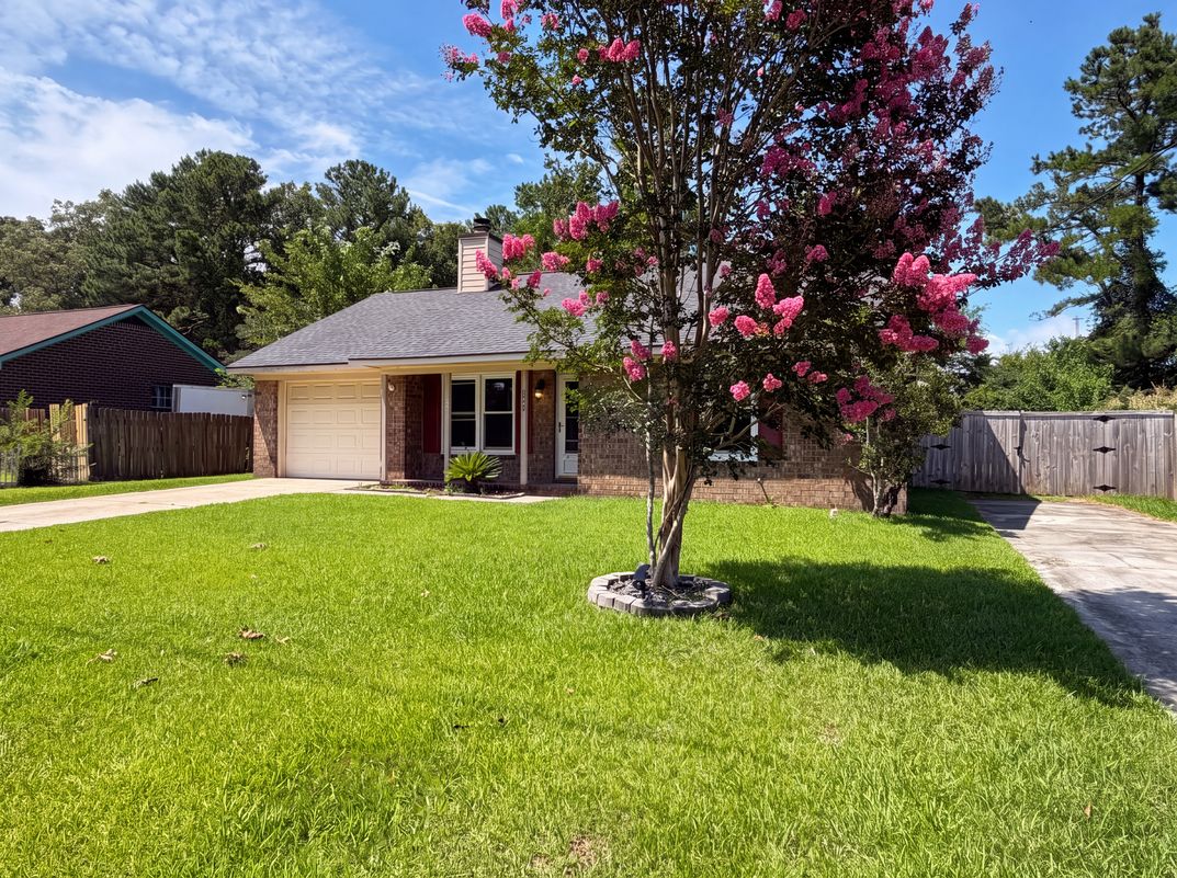 Photo 17 of 18 of 117 Azalea Rd, Goose Creek, SC