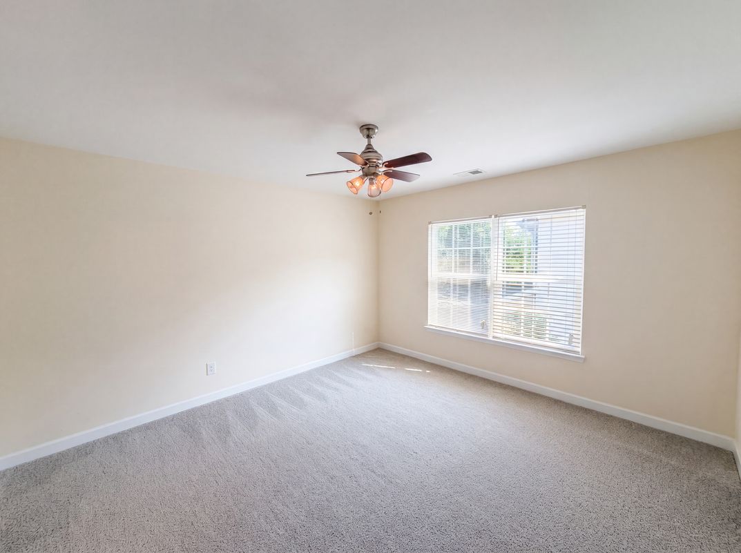 Photo 15 of 28 of 1139 Donelea Ln NW, Concord, NC