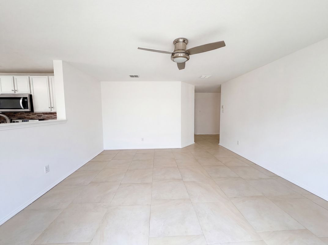 Property photo 3 of 1120 Beaverwood Ln