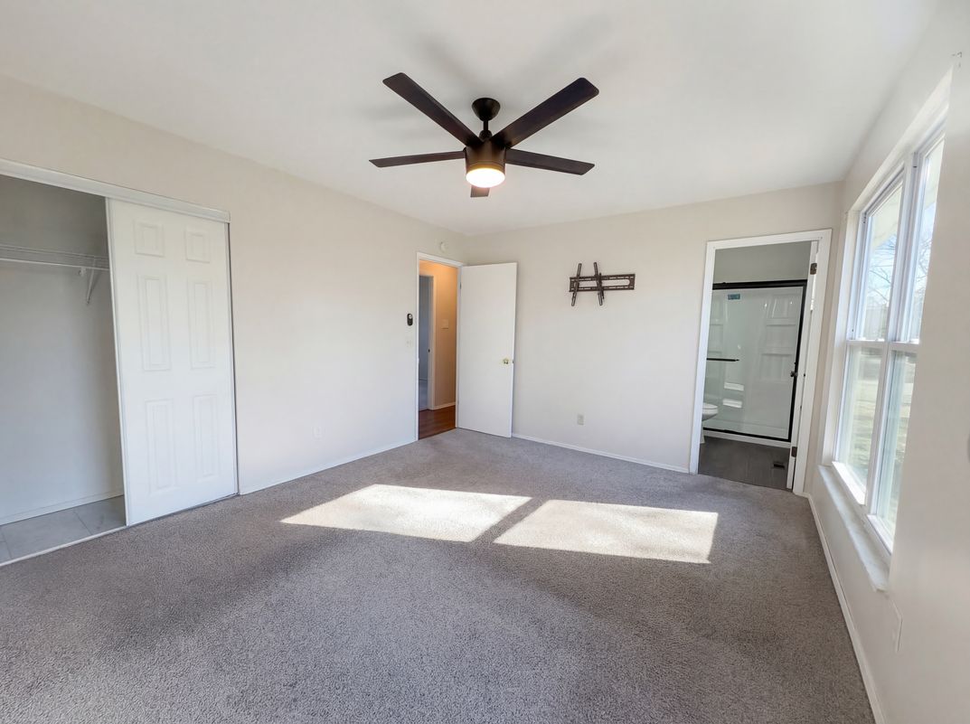 Photo 4 of 18 of 27 Glenna Dr, Saint Peters, MO